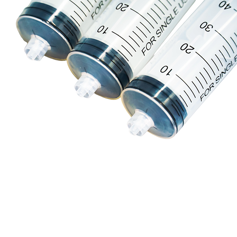 حقنة معقمة للاستخدام مرة واحدة (مع إبرة)